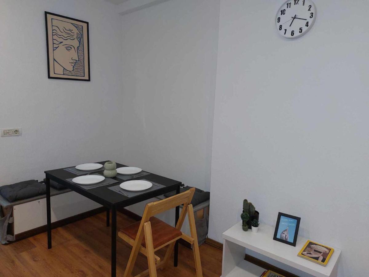 Apartment With Panoramic Terrace In City Center Bükreş Dış mekan fotoğraf